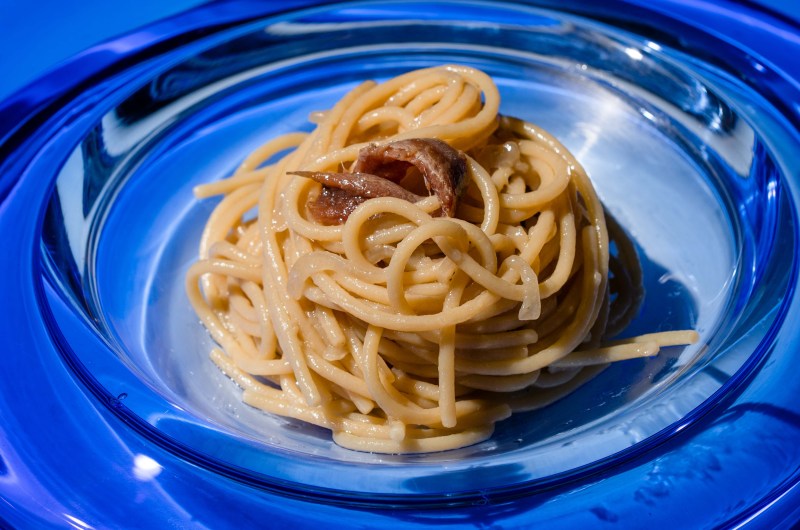 Bigoli in Salsa: Pasta with Oniony Anchovy Sauce