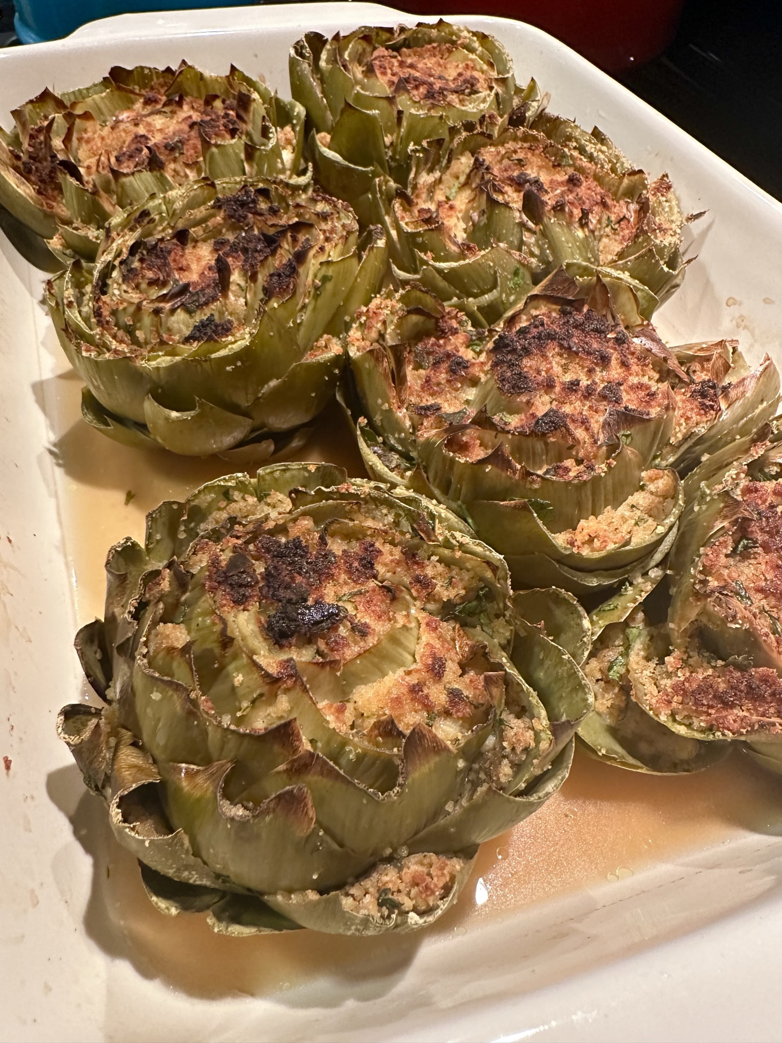Artichokes stuffed with cheese and breadcrumbs