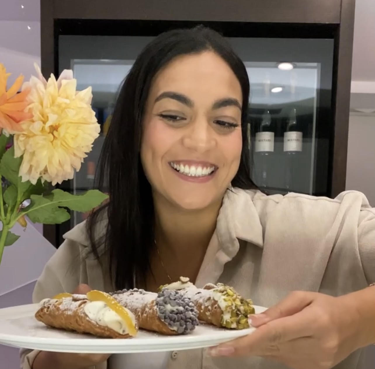 Bilena Settepani with cannoli