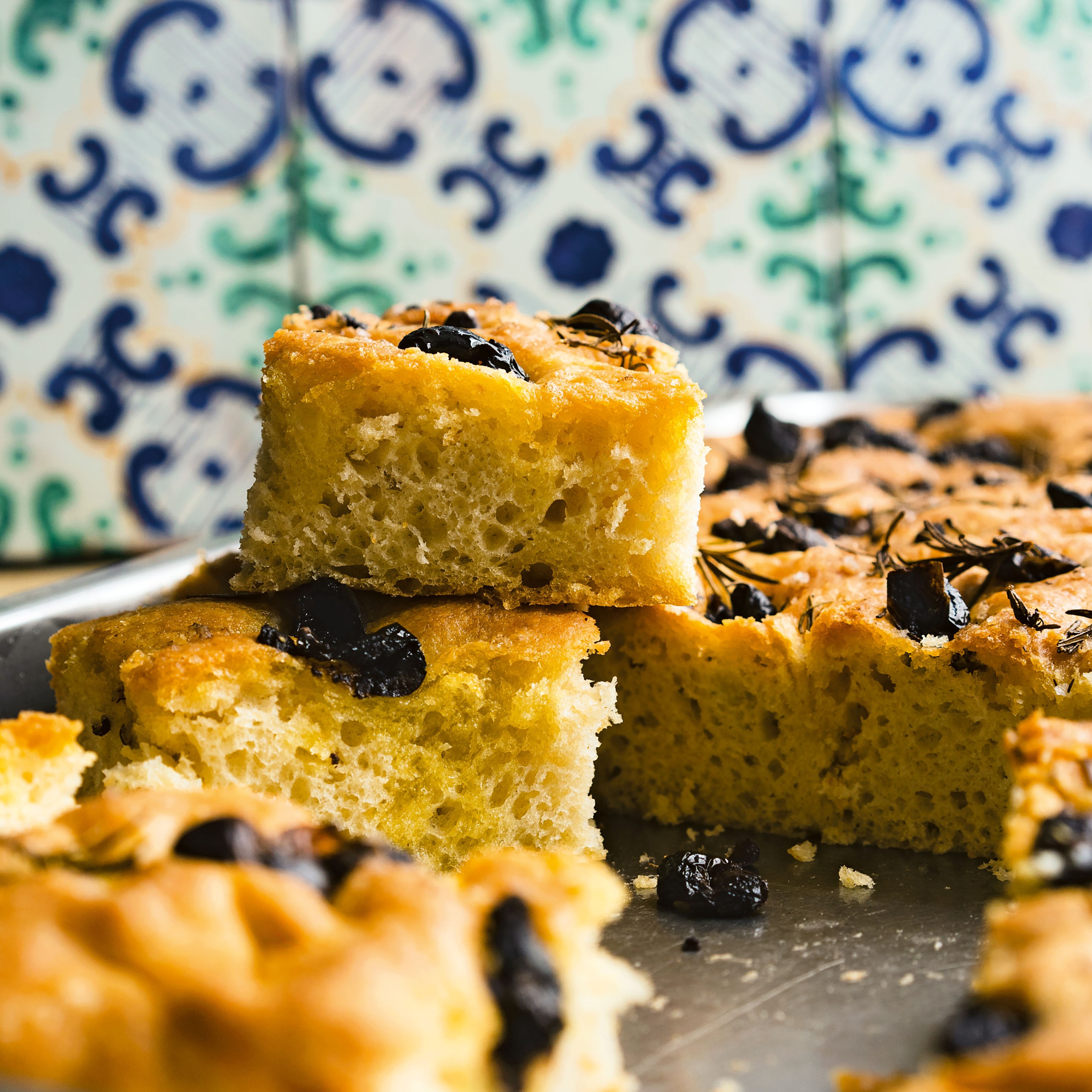 focaccia with olives