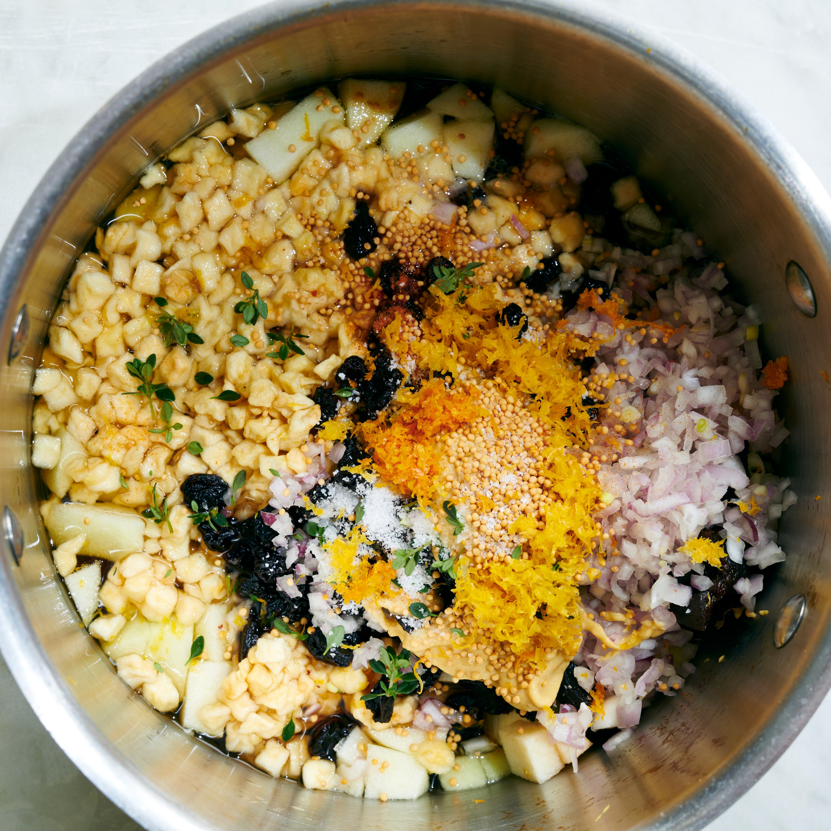 mostarda ingredients in a pan