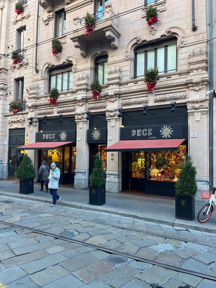 Peck market in Milan