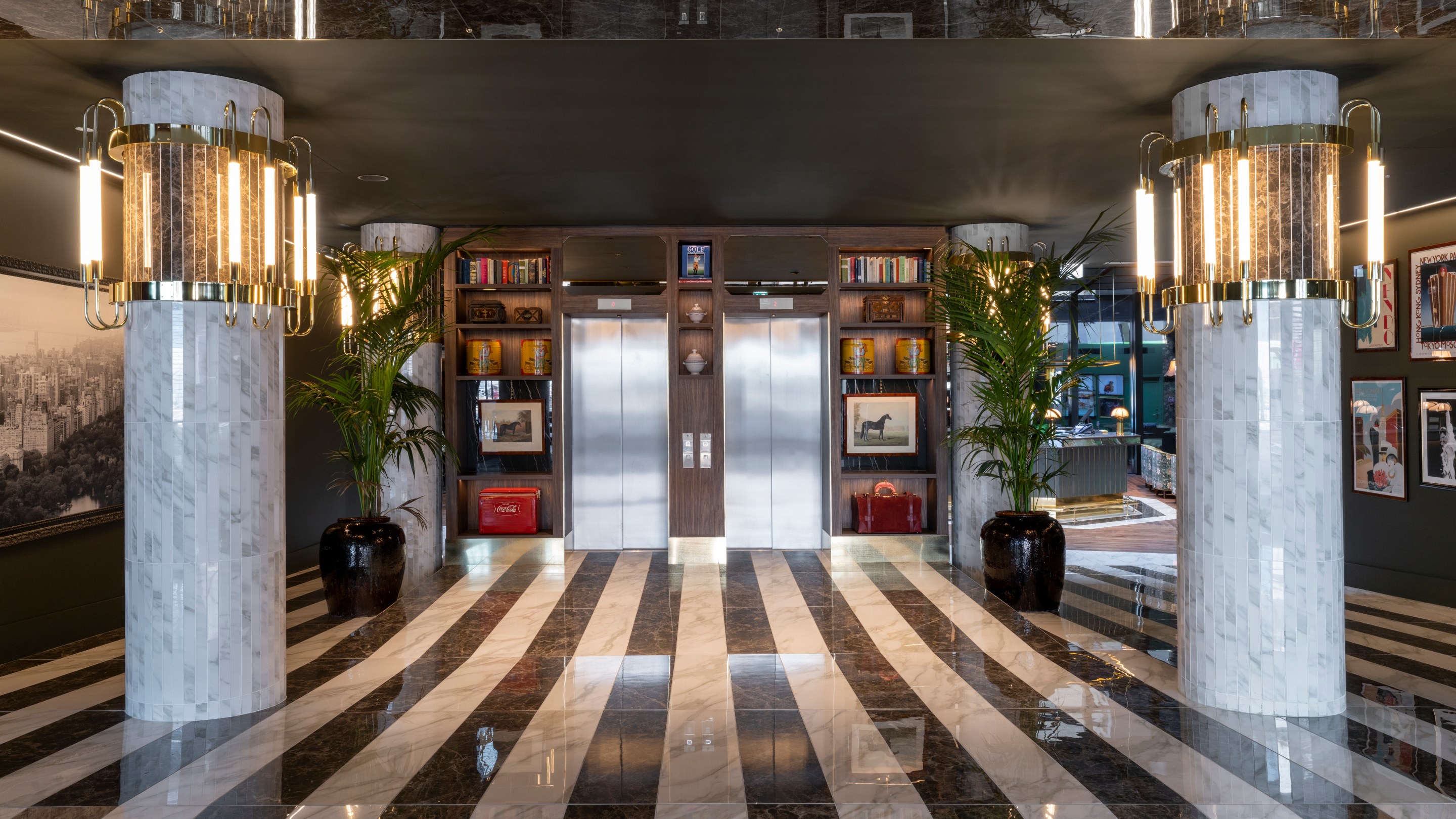 The lobby of Santa Sofia Milan hotel.