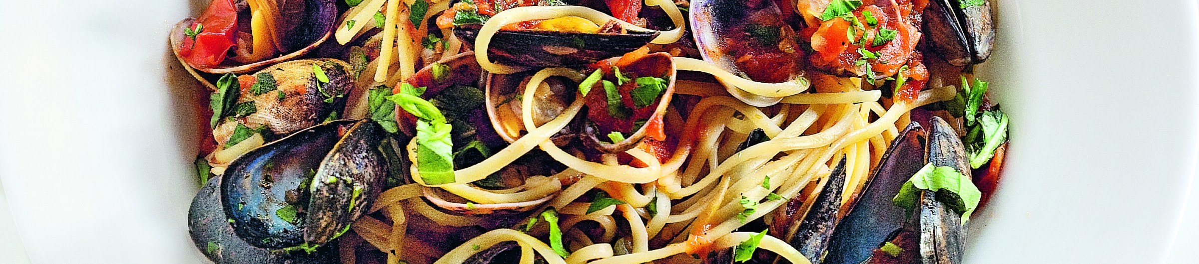Seafood Linguine, a Calabrian Classic - Appetito