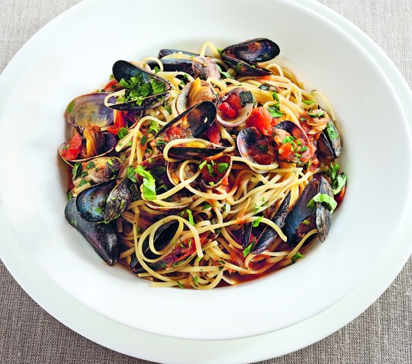 Seafood Linguine, a Calabrian Classic - Appetito