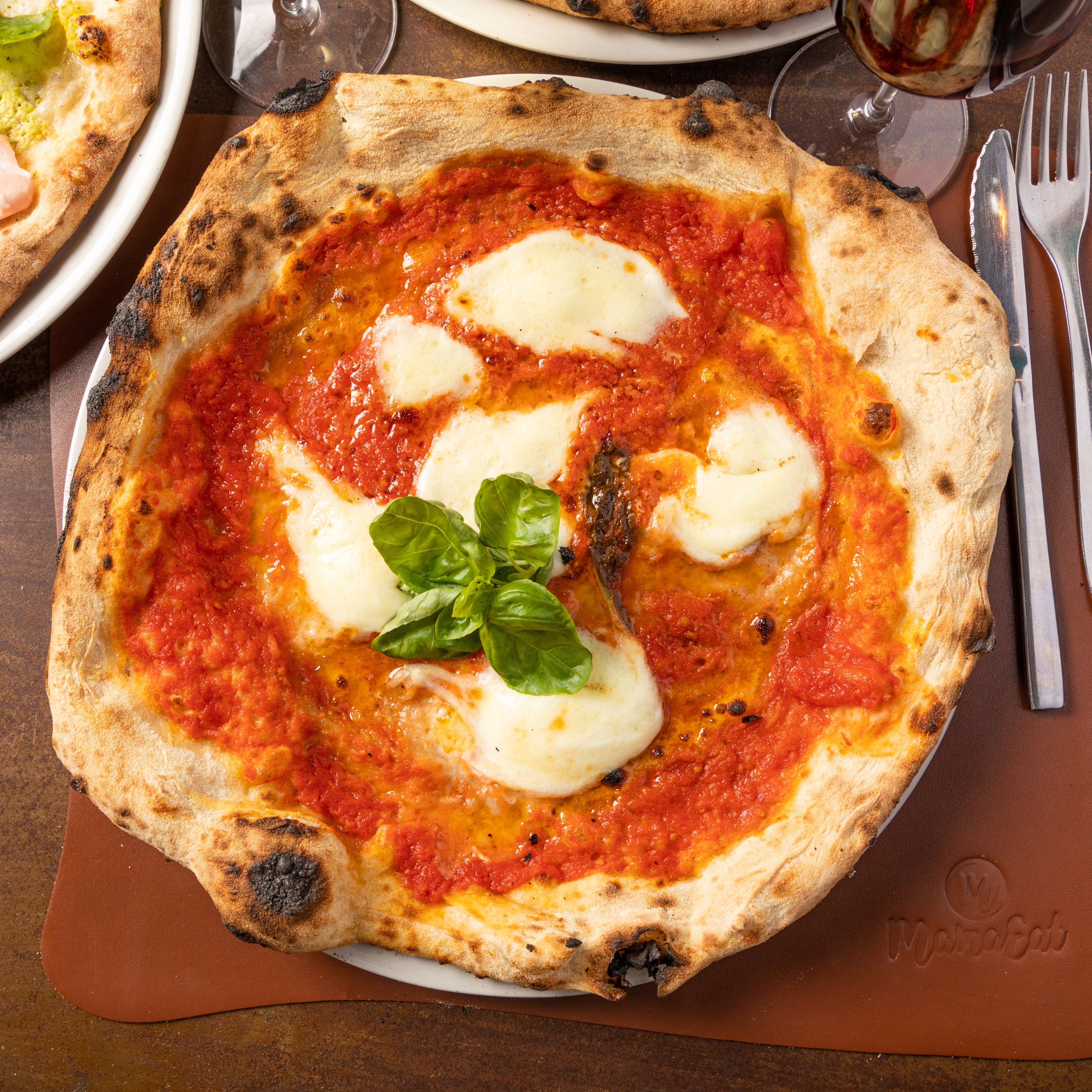 The gluten-free Margherita pizza at Mama Eat in Rome.
