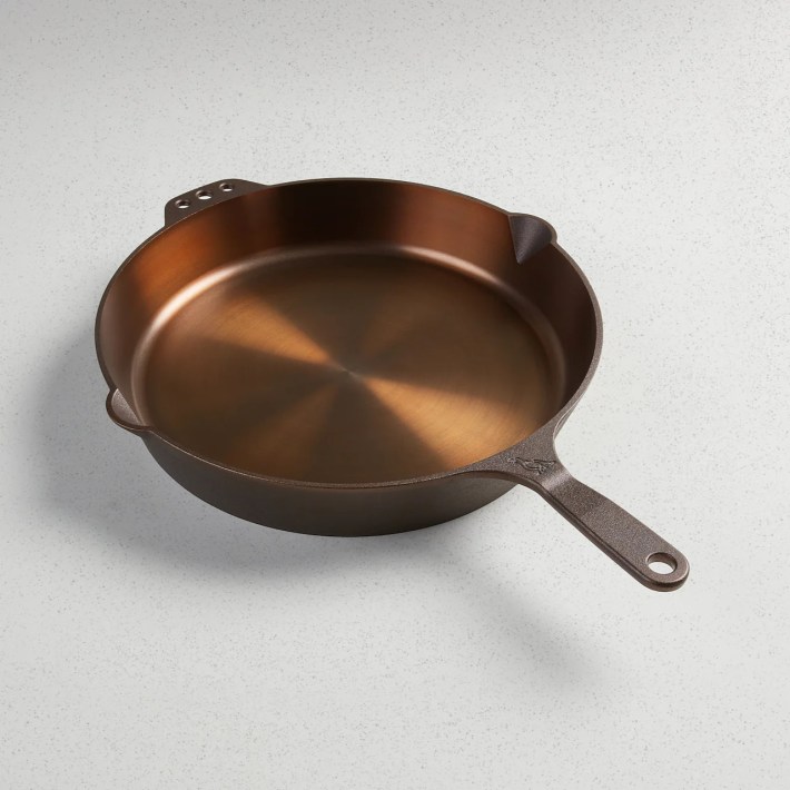 Smithey cast iron pan