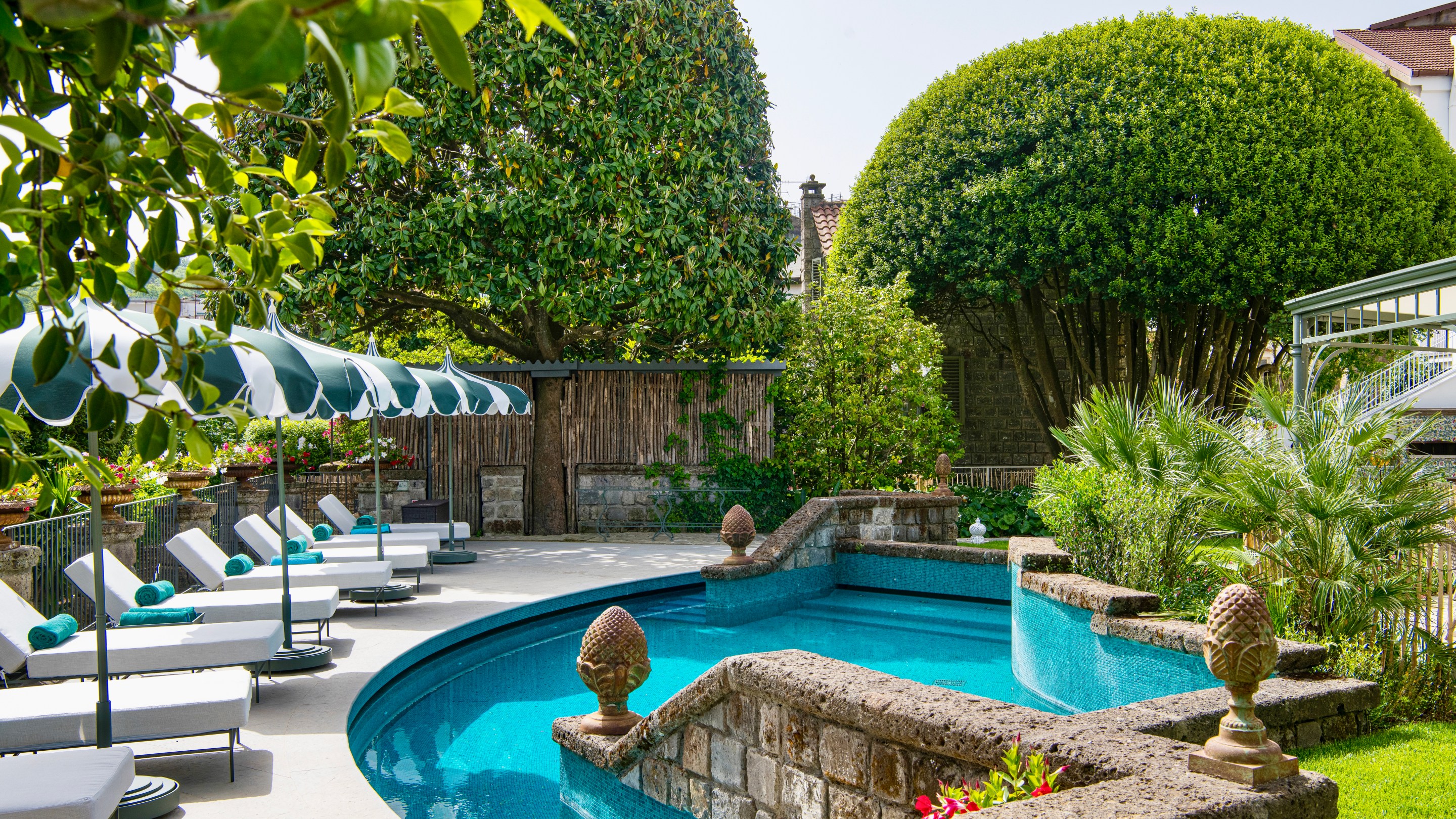 The pool and lounging area on the property of Restaurant Don Alfonso in Sant'Agata sui due Golfi.
