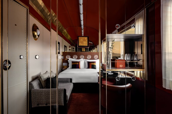 La Dolce Vita Orient Express Suite