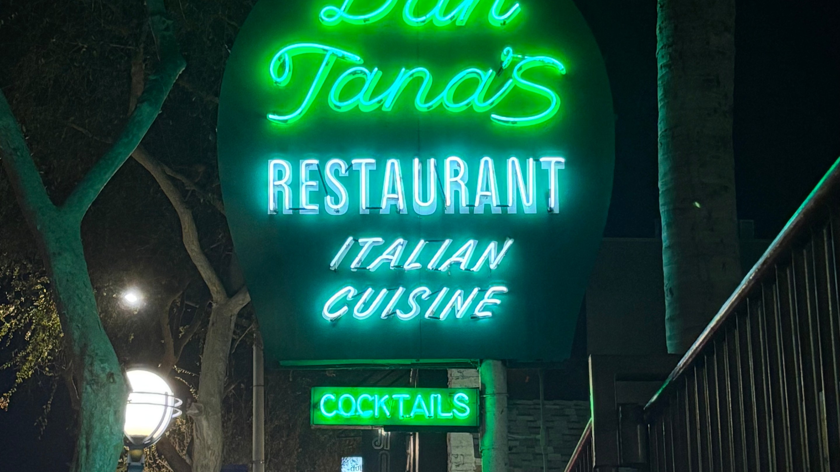 The exterior of Dan Tana's Italian restaurant in Los Angeles.