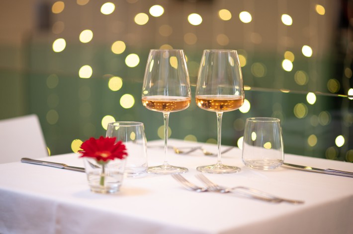 A romantic table setting at Golden View. Photo courtesy of Golden View.