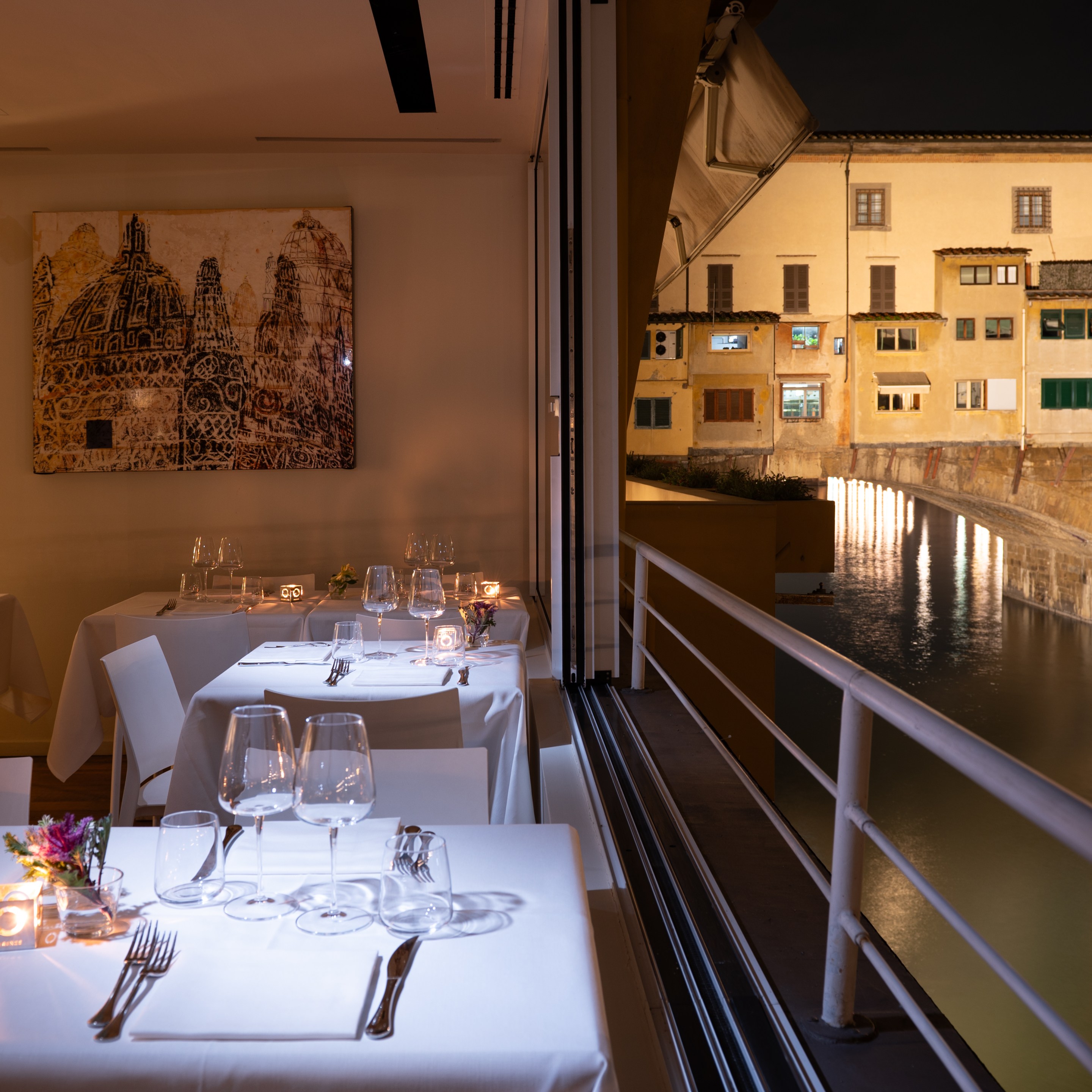 A table for two at Golden View in Florence. Photo courtesy of Golden View.