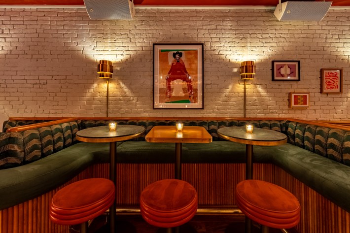 The chic decor and design of Bar Bonobos. Photo by Alejandro Ramos.