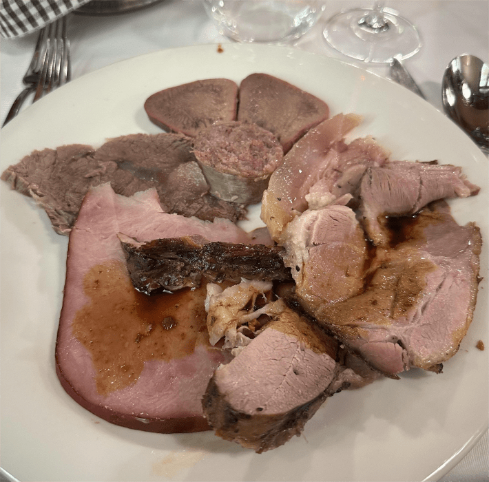 A plate of Bolliti.