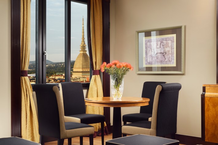 The Diplomatic Suite offers a breathtaking view of the city’s most iconic landmarks, including the Mole Antonelliana.