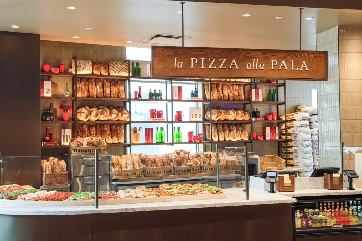 la Pizza alla Pala within the Italy location in Aventura, Florida.