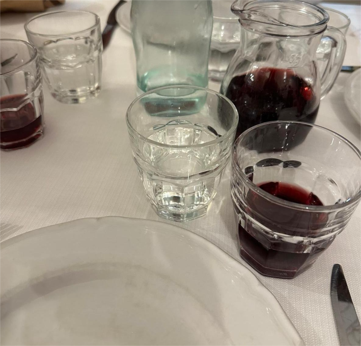 The casual place settings at La Locanda da Vito in Puglia.