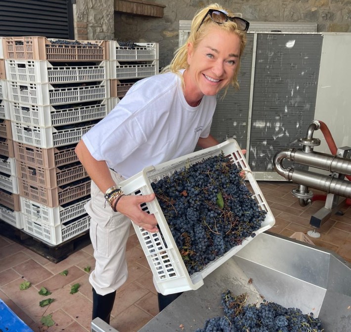 Gudrun Cuillo during harvest at Casalvento.