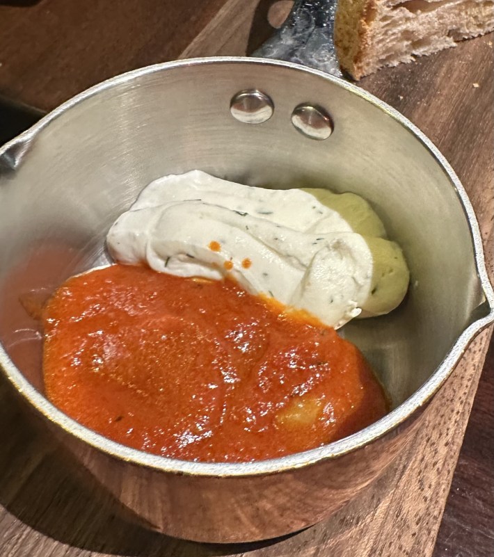 Spaghetti with ricotta and tomato sauce served separately for scarpetta at Caffè dell’Oro