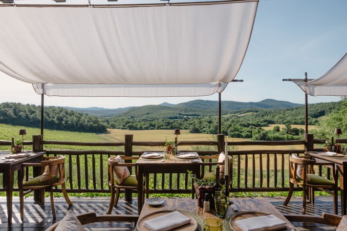 a collaborative soil-to-plate philosophy shaped by the estate’s gardeners, foragers, cheesemakers, bakers, fermentation specialists and culinary team.