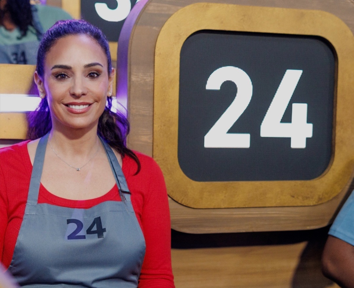 Danielle Caminiti on the set of "100 Cooks."