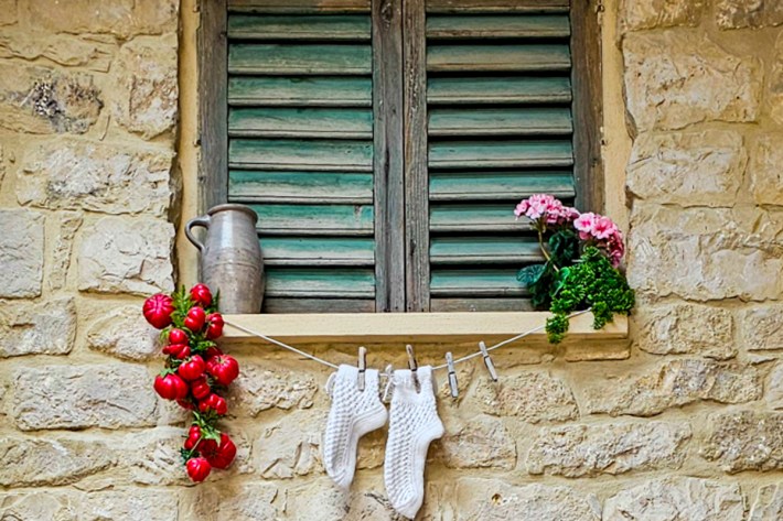 Sicilian courtyard-inspired interior at Trattoria ’nta Nonna.