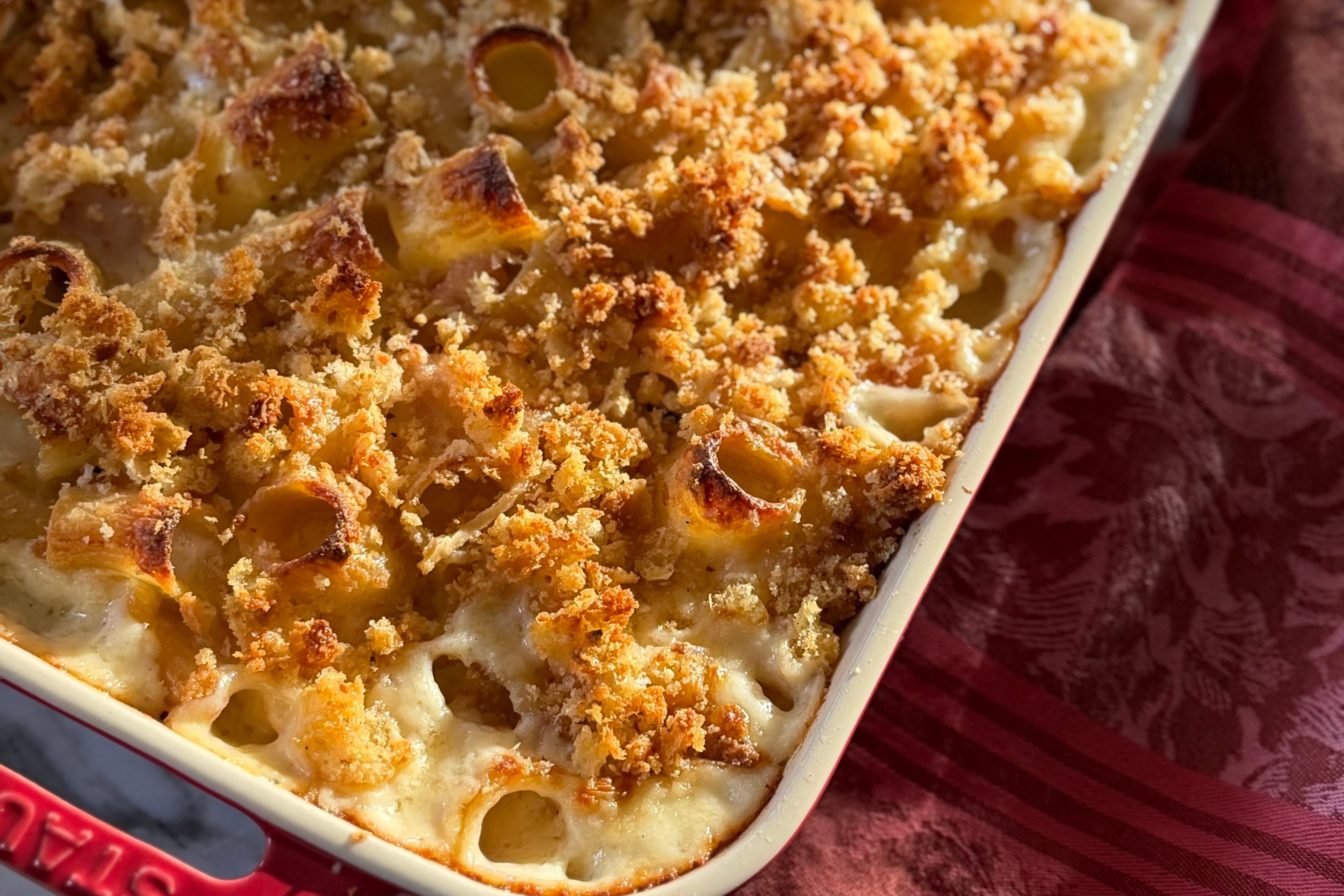Creamy Italian mac and cheese ready to serve.