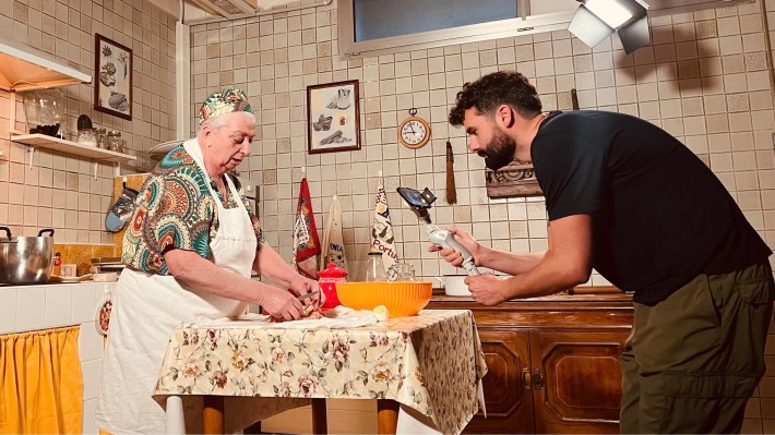 Ruggero Pini filming Alessandra Spisni.